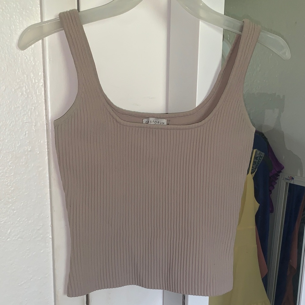 Dress Forum Women's Beige Ribbed Tank Top